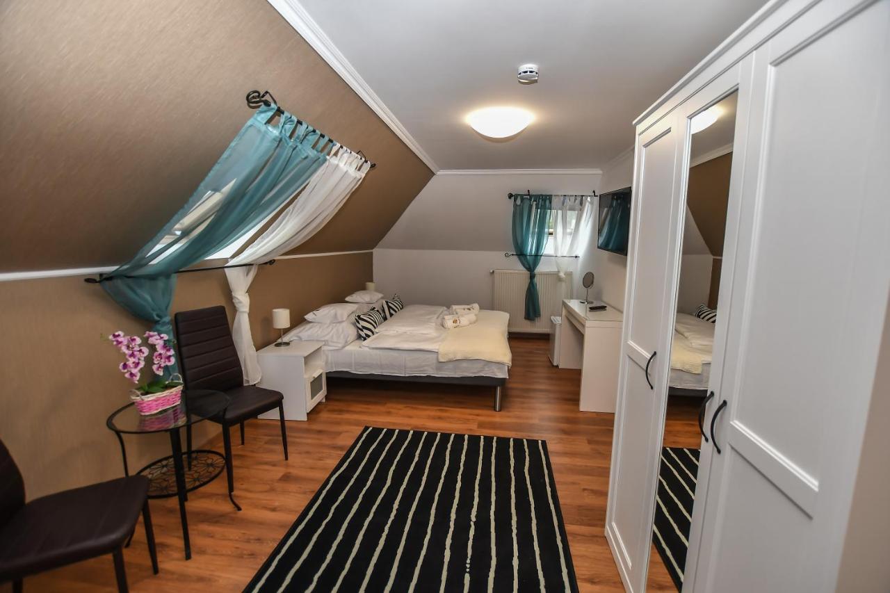 Bed and Breakfast É-Vaskó Panzió Borpince Tokaj Esterno foto