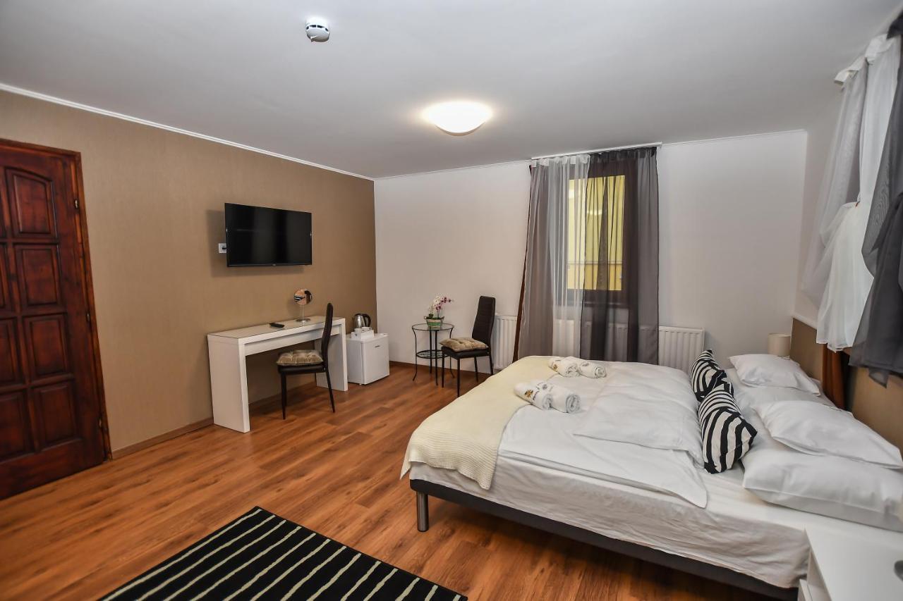 Bed and Breakfast É-Vaskó Panzió Borpince Tokaj Esterno foto